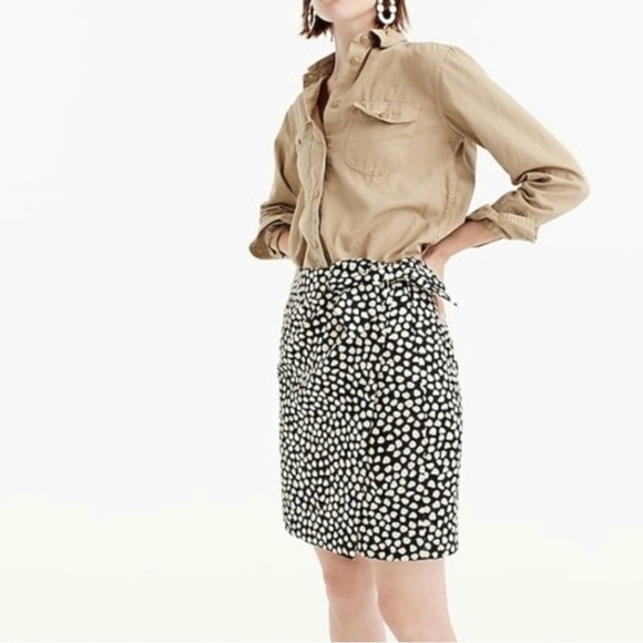 J. Crew Metallic Gold & Black Pebble Print Mini Skirt Size 8 - Picture 2 of 16